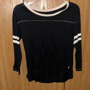 American Eagle shirt